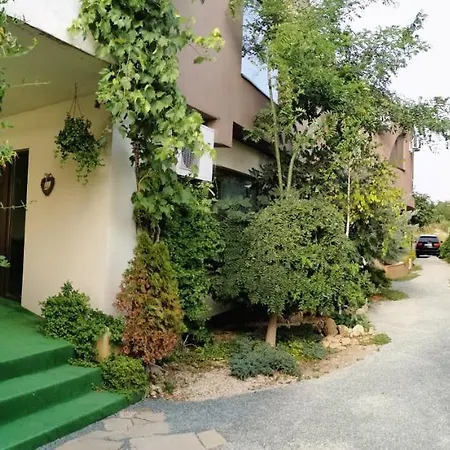 بيت ضيافة Zuzette