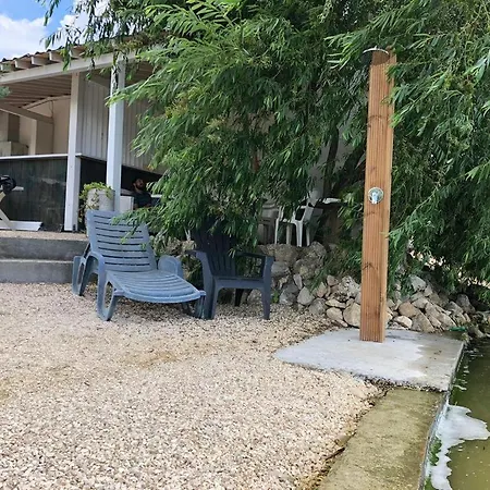 Zuzette 3* كونستانتا