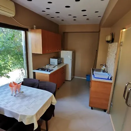 Zuzette Pensionat 3*