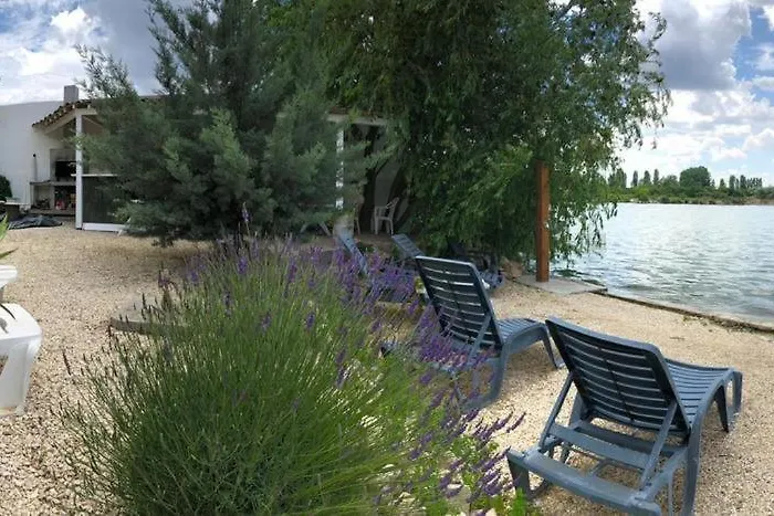 ゲストハウス Zuzette 3*