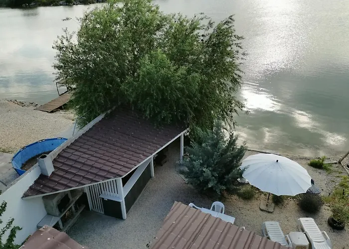 Zuzette ゲストハウス